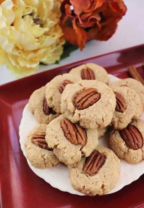 Keto Cinnamon Pecan Cookies