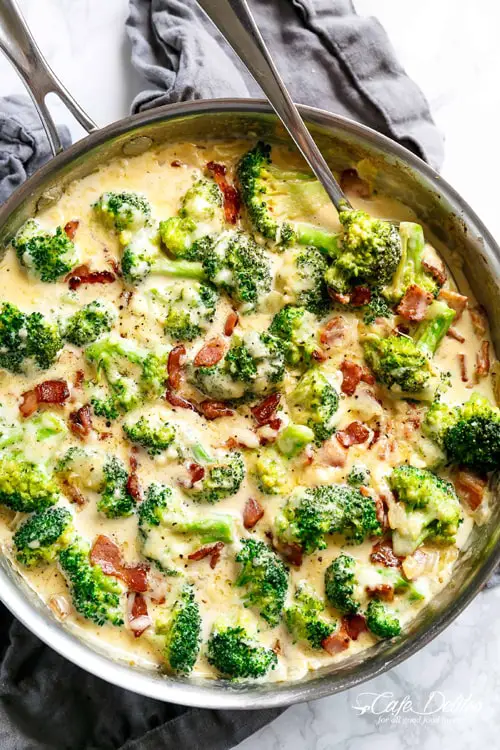 Creamy Garlic Parmesan Broccoli & Bacon