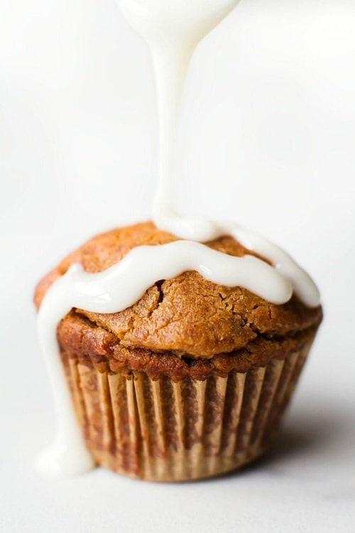 Low Carb Cinnamon Roll Muffins